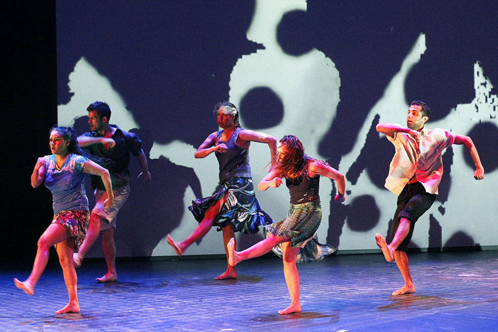 Production still for "Briwyant". L-R: Henrietta Baird, Sean Marcs, Rosealee Pearson, Melinda Tyquin, Raghav Handa. Photographer: Jeff Busby