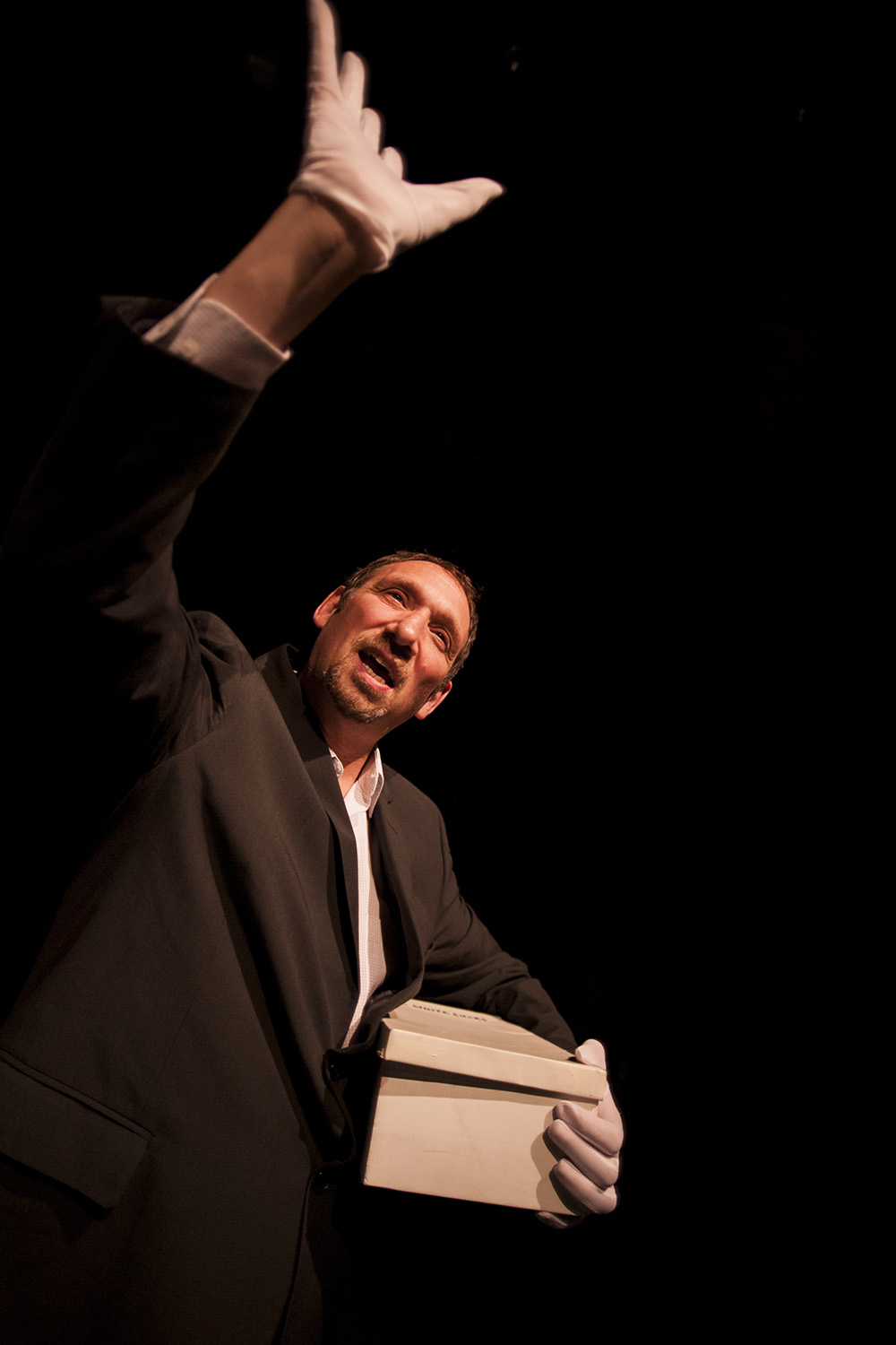 Production still for "Wot? No Fish!!!" Danny Braverman. Photographer: Malwina Matusiewicz