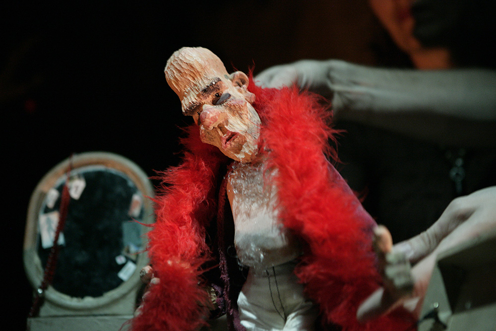 Production still for "Apples and Ladders". Sarah Kriegler. Photographer: Jeff Busby