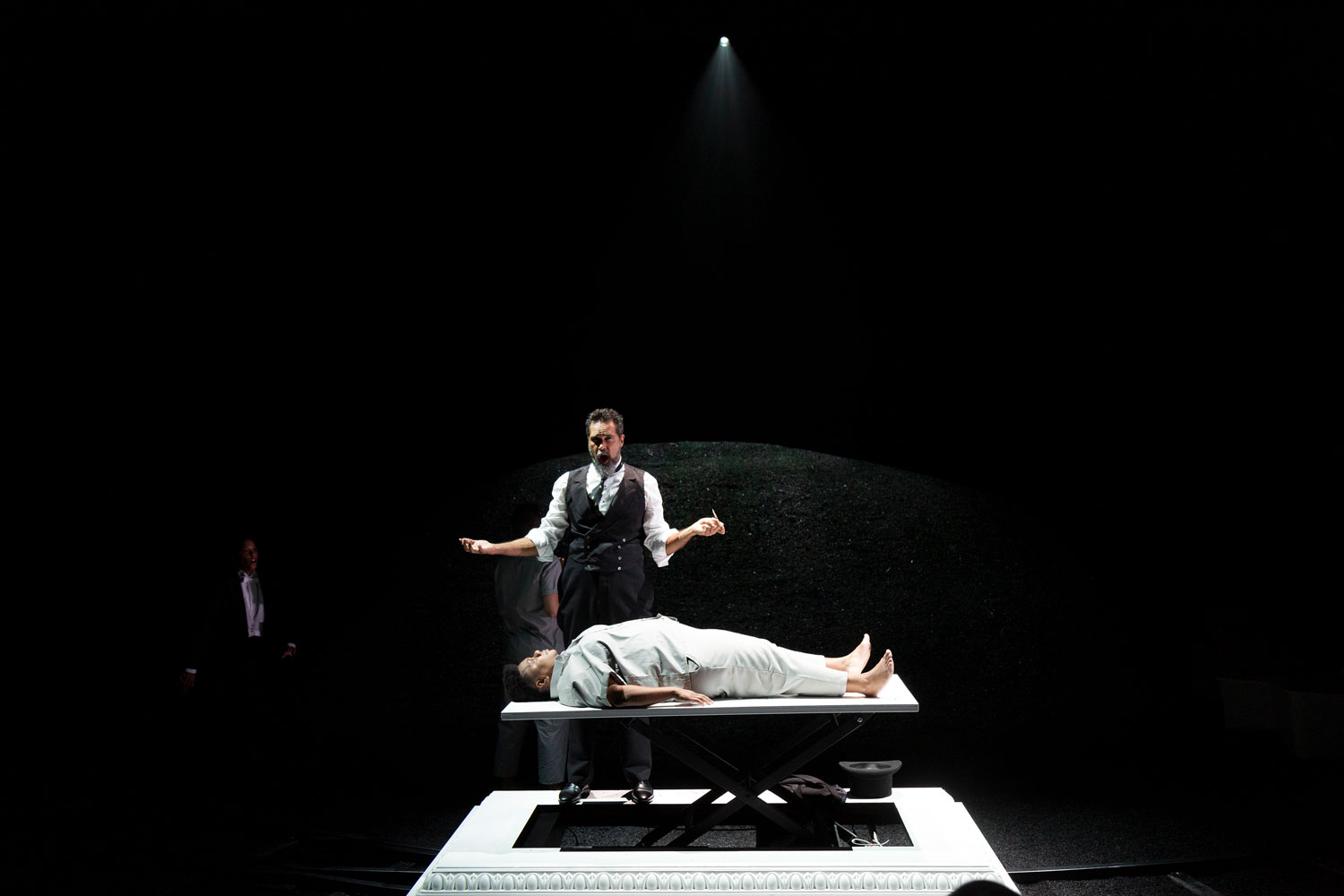 Production still for the 2022 Season of 'The Return'. In photo: Damion Hunter (standing), Ghenoa Gela. Photographer: Pia Johnson