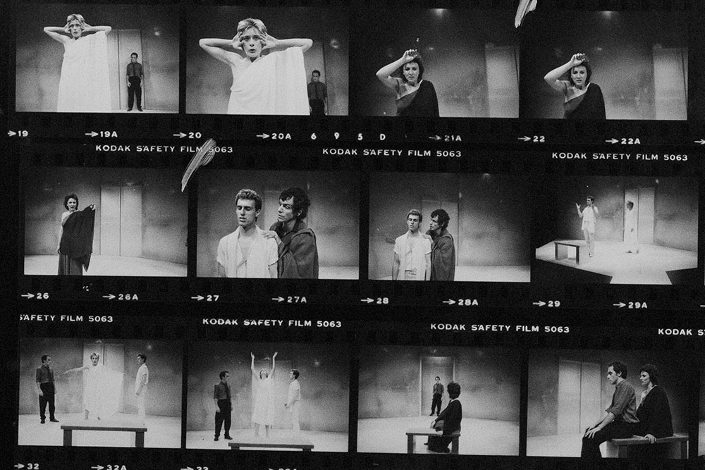 Production still for "Britannicus". L-R: Margaret Cameron as Junia, Robert Meldrum as Nero, Lindy Davies as Agrippina, Alan Knoepfler as Britannicus, David Cameron as Narcissus. Photographer: Unknown