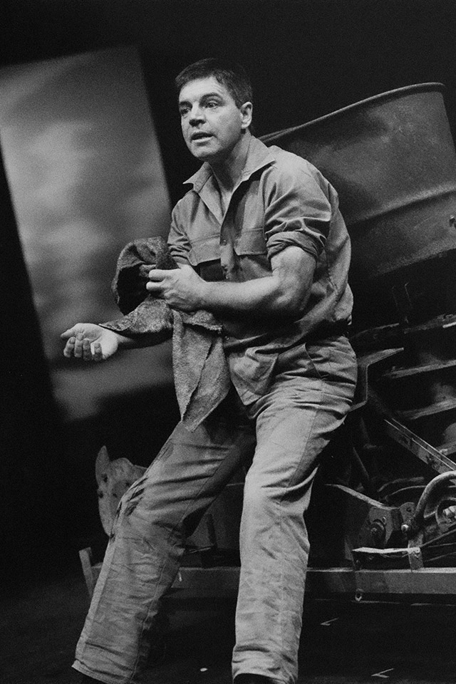 Production still for "The Incorruptible". Colin Friels as Ion Stafford. Photographer: Jeff Busby