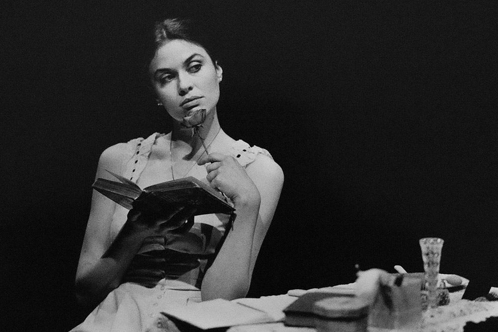 Production still for "Earthly Paradise". Nadia Kostich as Lesbia. Photographer: Jeff Busby